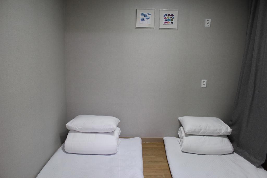 The Flower Road Guesthouse Сунчхон Экстерьер фото