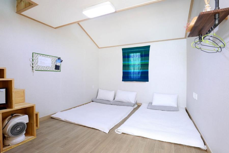 The Flower Road Guesthouse Сунчхон Экстерьер фото