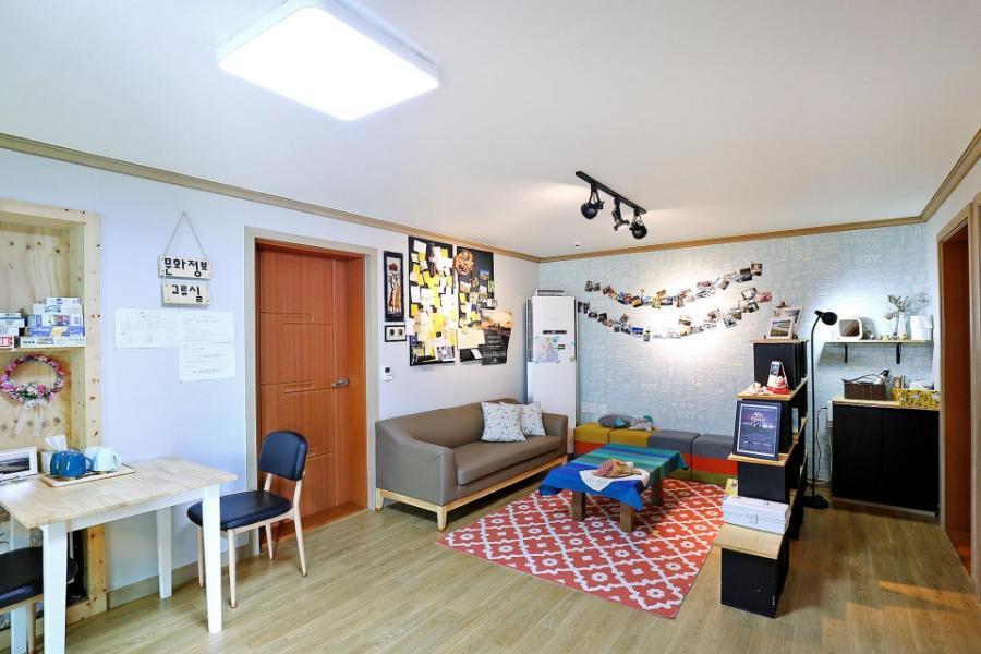 The Flower Road Guesthouse Сунчхон Экстерьер фото