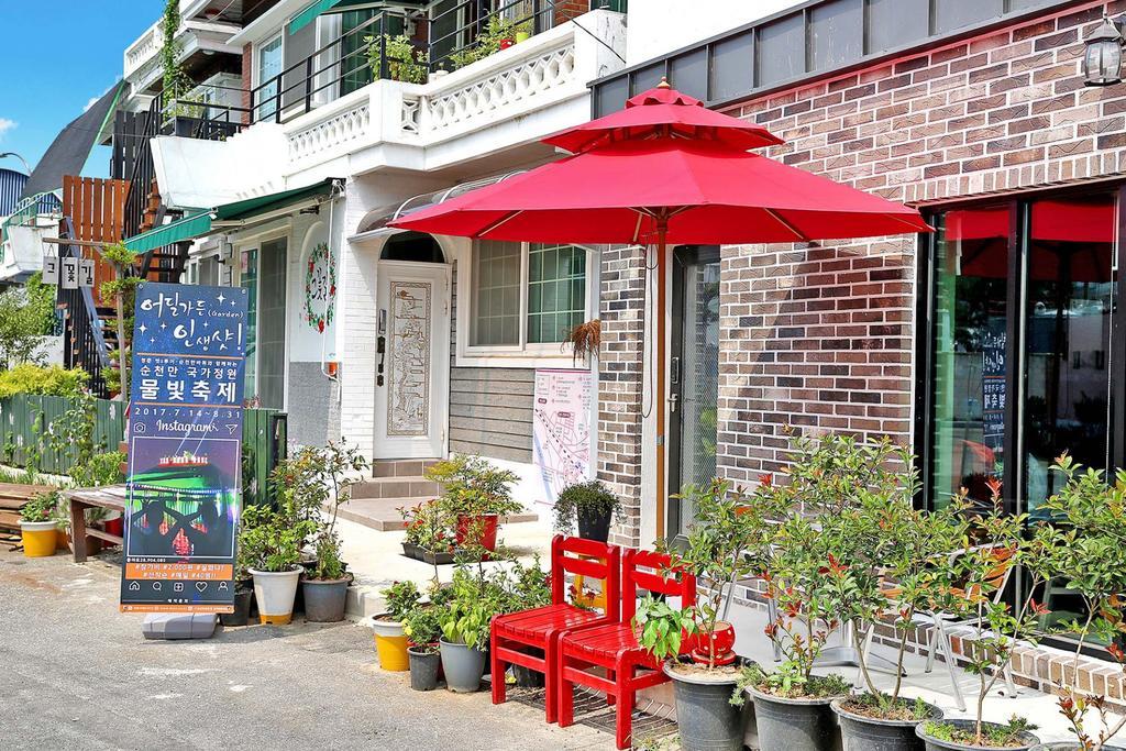 The Flower Road Guesthouse Сунчхон Экстерьер фото